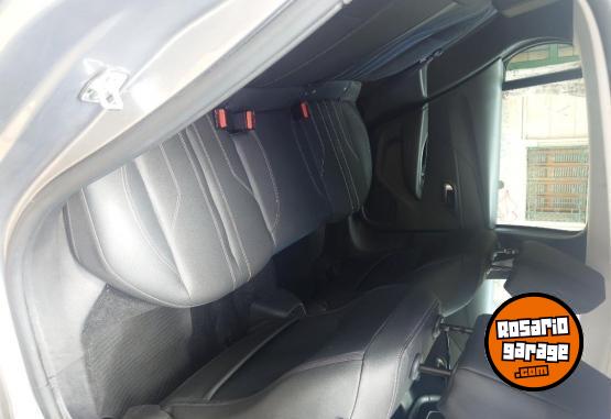 Autos - Peugeot 208 Allure Pack 1.6 MT 2023 Nafta 24000Km - En Venta