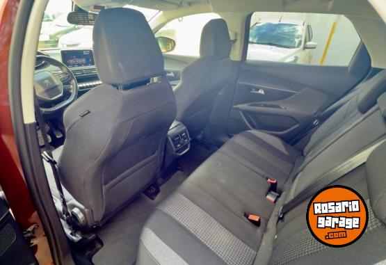 Autos - Peugeot 3008 allure 2018 Nafta 64800Km - En Venta