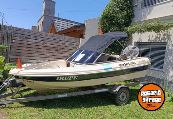 Embarcaciones - Lancha Tecno 445.   Motor Suzuki 40hp - En Venta