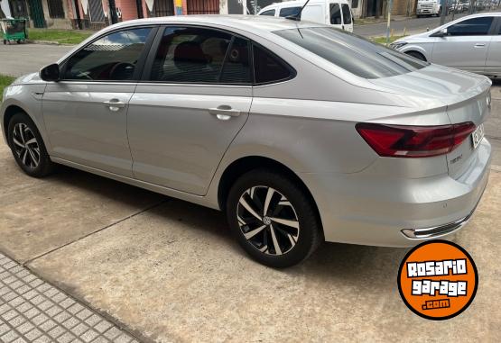 Autos - Volkswagen NIVUS HIGHLINE  2021 Nafta 100400Km - En Venta