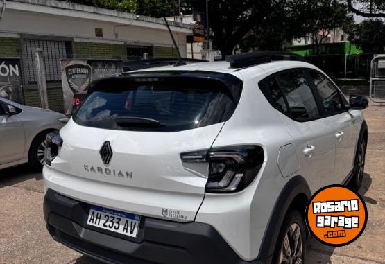 Autos - Renault Kardian Techno 2025 Nafta 5000Km - En Venta