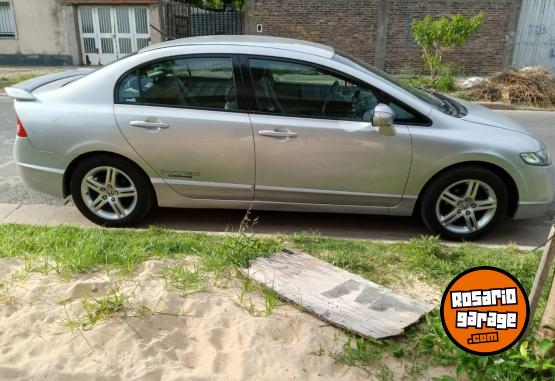 Autos - Honda Civic lxs 2007 Nafta 180000Km - En Venta