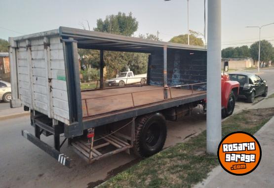 Camiones y Grúas - Ford 6000 - En Venta