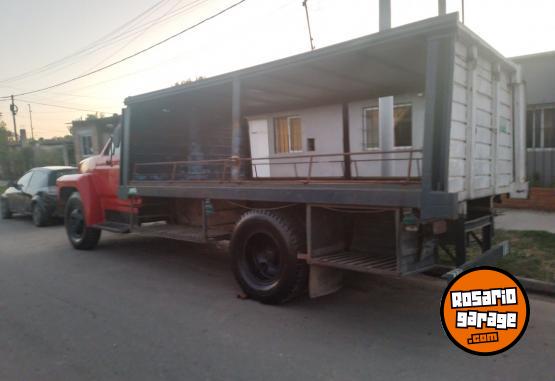 Camiones y Grúas - Ford 6000 - En Venta