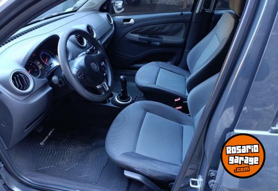 Autos - Volkswagen Gol Trend 2011 Nafta 136000Km - En Venta