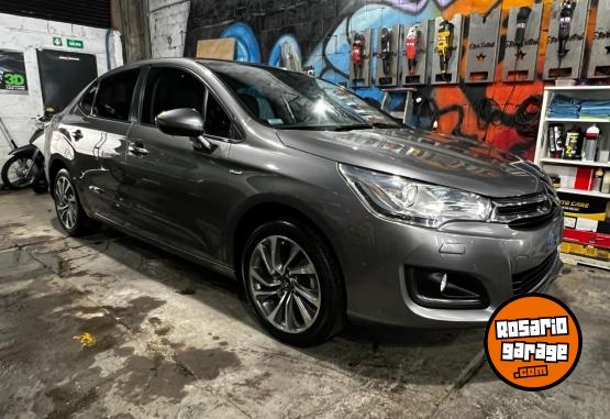 Autos - Citroen C4 lounge 2015 Nafta 135000Km - En Venta