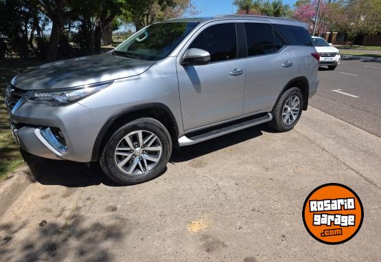 Camionetas - Toyota SW4 srx 2019 Diesel 228000Km - En Venta
