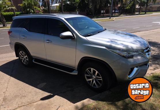Camionetas - Toyota SW4 srx 2019 Diesel 228000Km - En Venta