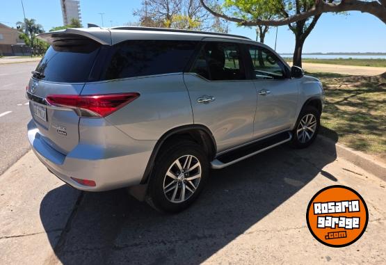 Camionetas - Toyota SW4 srx 2019 Diesel 228000Km - En Venta
