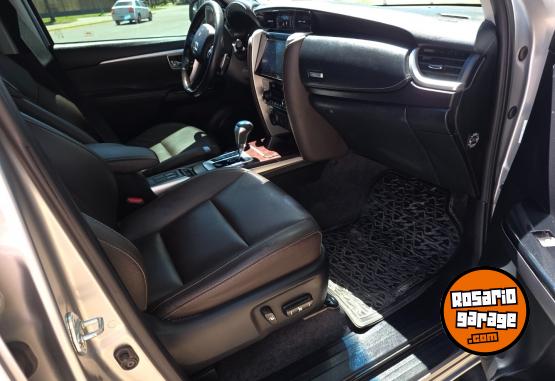 Camionetas - Toyota SW4 srx 2019 Diesel 228000Km - En Venta