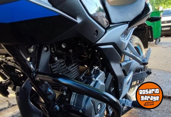 Motos - Bajaj Rouser P150 2024 Nafta 2800Km - En Venta