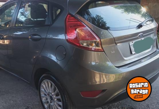 Autos - Ford Fiesta kinetic 2014 Nafta 147000Km - En Venta