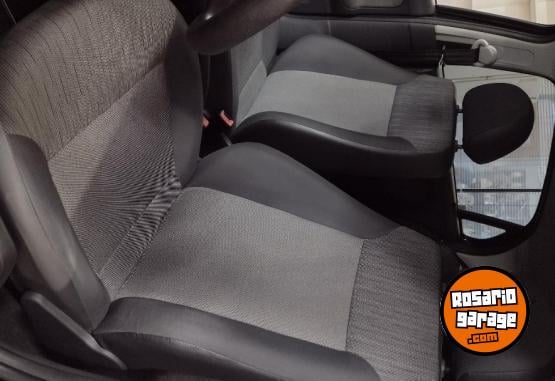 Autos - Volkswagen Gol trend 2013 Nafta 120000Km - En Venta