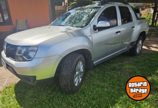 Camionetas - Renault Oroch 2016 Nafta 180000Km - En Venta