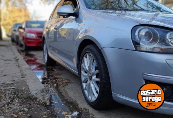 Autos - Volkswagen Vento 2.0 fsi elegance 2009 Nafta 135000Km - En Venta