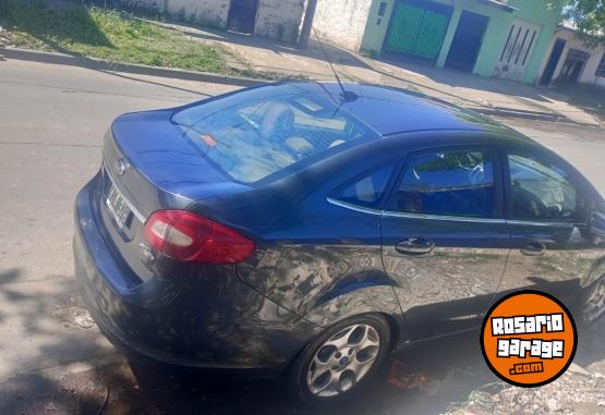 Autos - Ford Fiesta kinetic 1.6 2011 GNC 369000Km - En Venta
