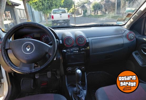 Autos - Renault Stepway Privileg Nav. 2015 Nafta 112000Km - En Venta