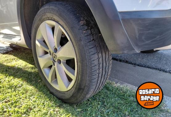 Autos - Renault Stepway Privileg Nav. 2015 Nafta 112000Km - En Venta