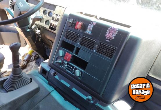 Camiones y Grúas - Iveco Eurotech 450E37 - En Venta