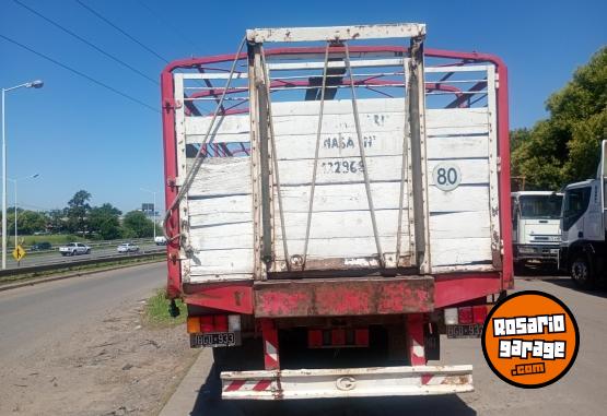 Camiones y Grúas - Vendo - No permuto - En Venta