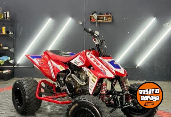 Cuatris y UTVs - Honda TRX 450R 2009 10000Km - En Venta