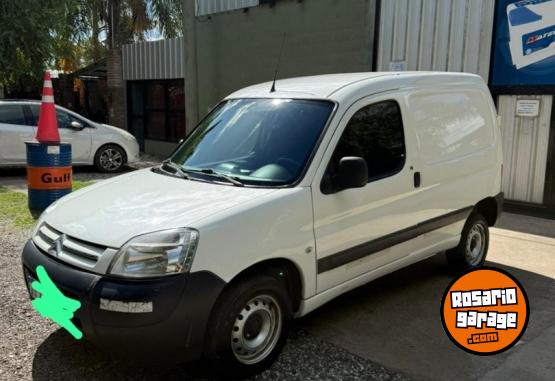 Utilitarios - Citroen Berlingo 2016 Diesel 110000Km - En Venta
