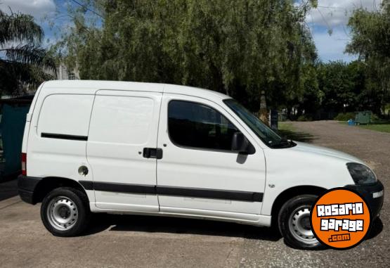 Utilitarios - Citroen Berlingo 2016 Diesel 110000Km - En Venta