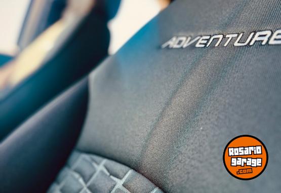 Utilitarios - Fiat Strada Adventure Locker 2018 GNC 111111Km - En Venta