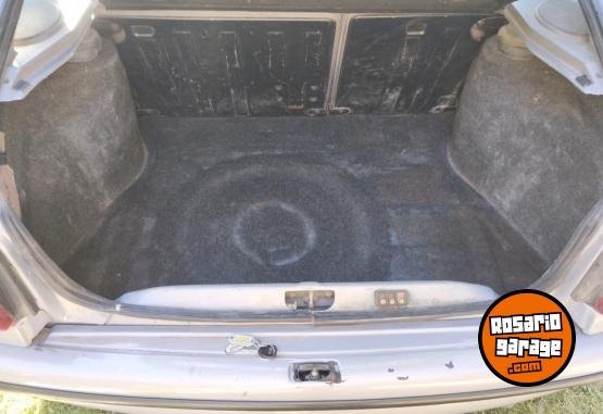Autos - Ford Escort 1998 Nafta 92000Km - En Venta