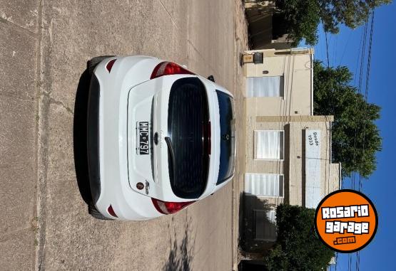 Autos - Ford Fiesta kinetick titanium 2013 Nafta 158000Km - En Venta