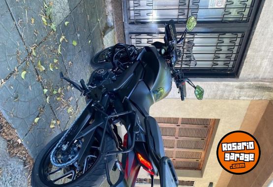Motos - Bajaj Dominar 400 Tourer 2023 Nafta 12300Km - En Venta