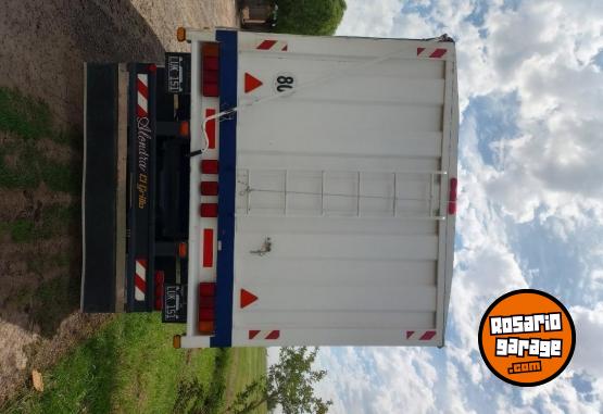 Camiones y Grúas - Acoplado tolva Elgrillo - En Venta