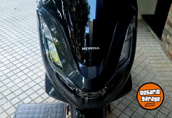Motos - Honda Pcx 2023 Nafta 11000Km - En Venta