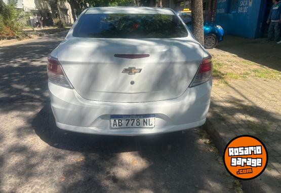Autos - Chevrolet Prisma 2017 GNC 90000Km - En Venta