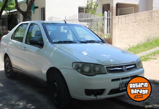 Autos - Fiat Siena 2011 GNC 380000Km - En Venta