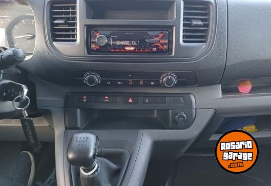 Utilitarios - Citroen Jumpy 2022 Diesel 63000Km - En Venta