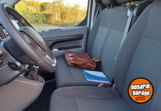 Utilitarios - Citroen Jumpy 2022 Diesel 63000Km - En Venta