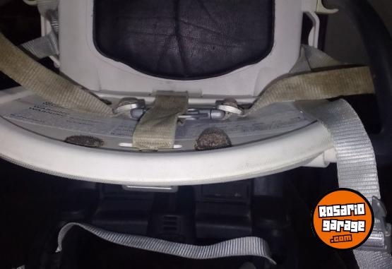 Artículos para bebé - Silla marca PEG-PEREGO_P/Comer - En Venta