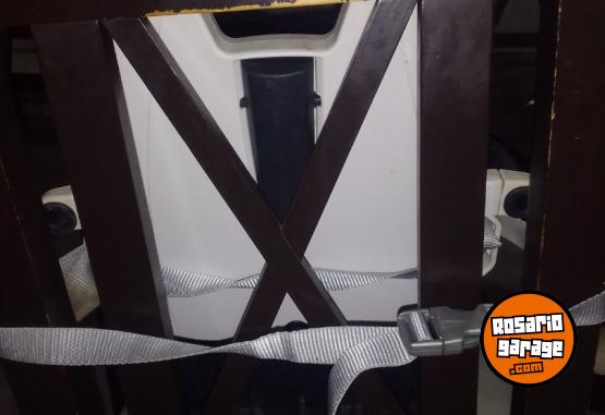 Artículos para bebé - Silla marca PEG-PEREGO_P/Comer - En Venta