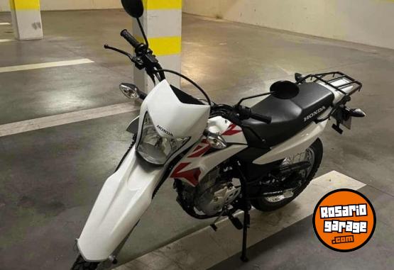 Motos - Honda Xr 150 2024 Nafta 5000Km - En Venta