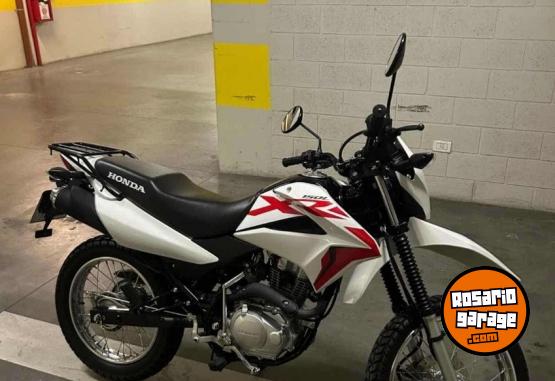Motos - Honda Xr 150 2024 Nafta 5000Km - En Venta