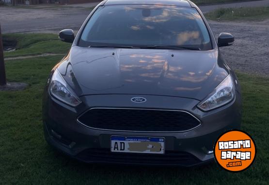 Autos - Ford Focus SE PLUS AT6 2019 Nafta 94500Km - En Venta