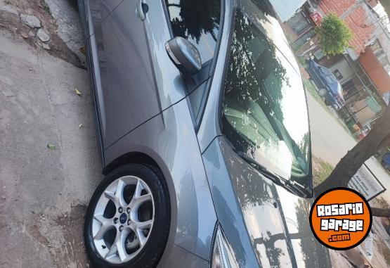 Autos - Ford Focus SE PLUS AT6 2019 Nafta 94500Km - En Venta