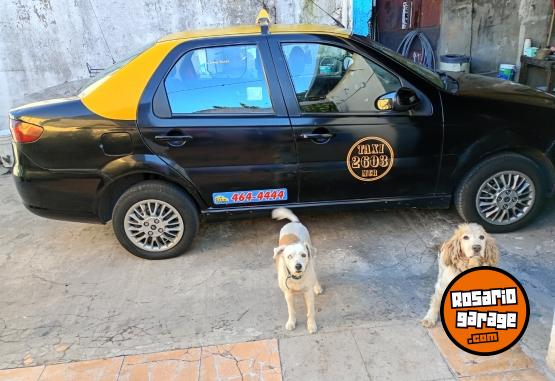 Autos - Fiat SIENA EL 2013 GNC 300000Km - En Venta