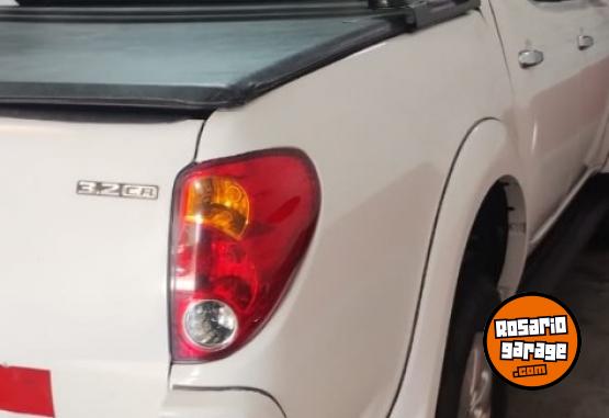 Camionetas - Mitsubishi Triton 2012 Diesel 139000Km - En Venta