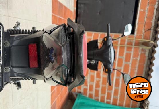 Motos - Gilera Smash 2024 Nafta 9500Km - En Venta