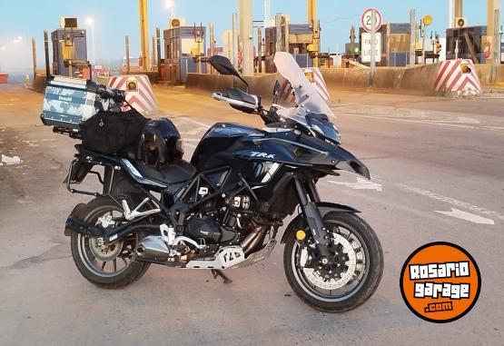 Motos - Benelli Trk 502 2023 Nafta 16000Km - En Venta