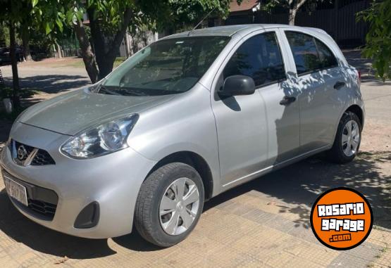 Autos - Nissan march 2017 Nafta 100000Km - En Venta