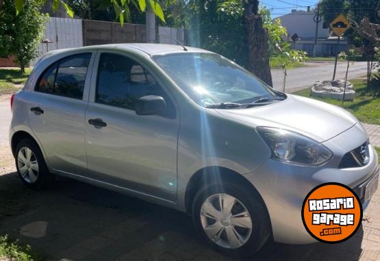 Autos - Nissan march 2017 Nafta 100000Km - En Venta