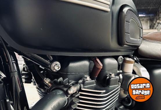 Motos - Triumph Bonneville T120 Black 2020 Nafta 10800Km - En Venta
